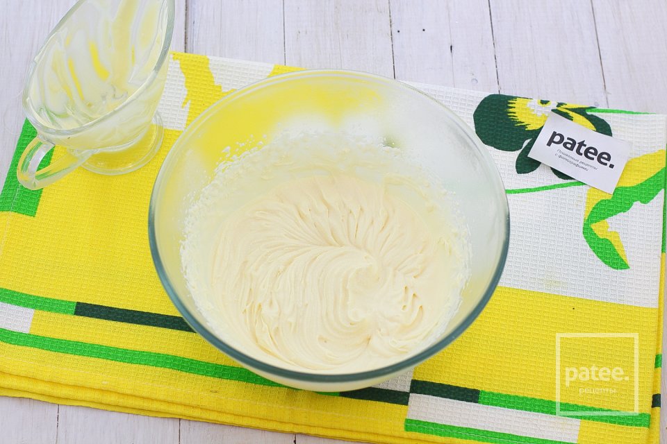 Меренга со взбитыми сливками - Шаг 9