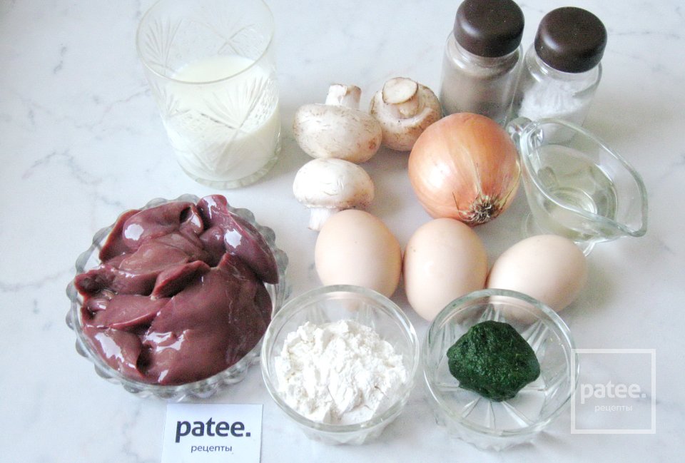 Куриная печень с грибами в яйцах - Шаг 1