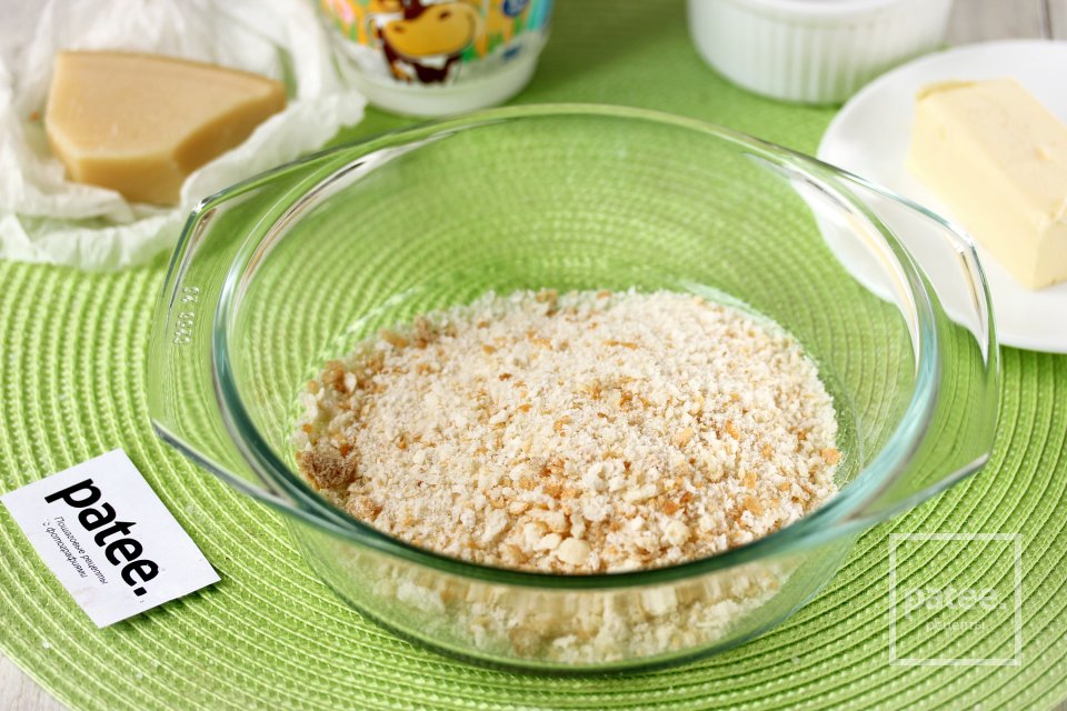 Крамбл из кабачков с творогом и пармезаном - Шаг 7