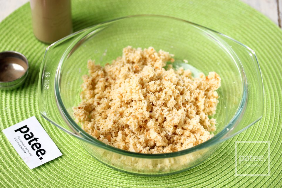 Крамбл из кабачков с творогом и пармезаном - Шаг 10