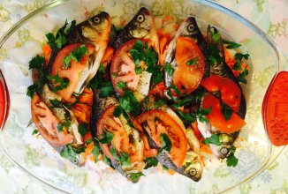 Карась запеченный