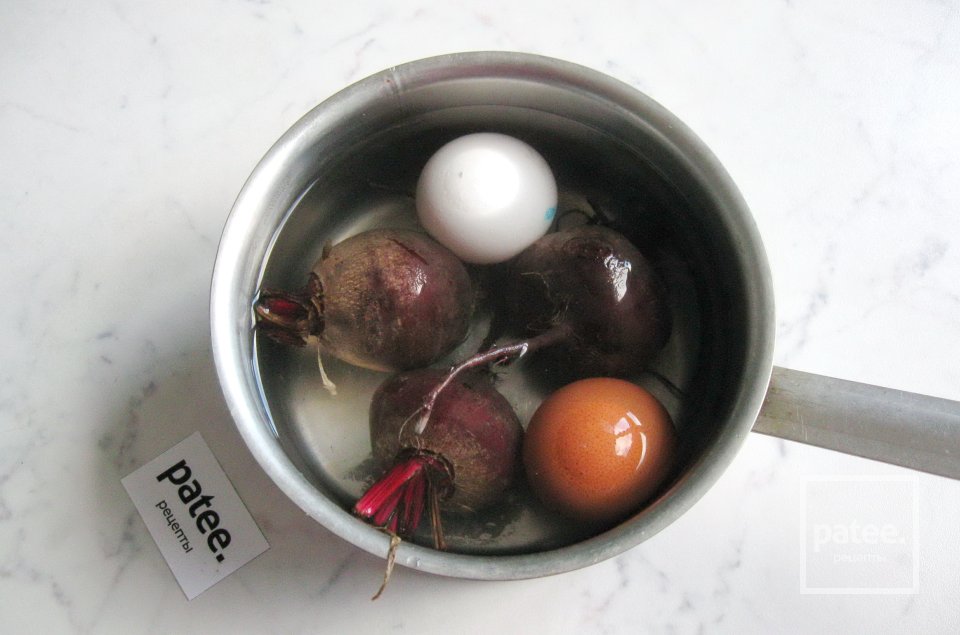 Окрошка на курином бульоне со свёклой - Шаг 2