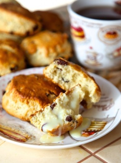 Сконы с изюмом «Улыбка чеширского кота» - Шаг 1