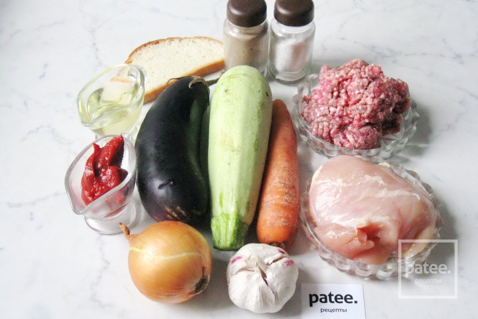 Тефтели с кабачками и баклажанами - Шаг 1