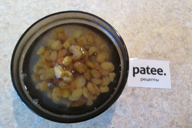 Пирог с начинкой из творога, с изюмом и орехами. - приготовление