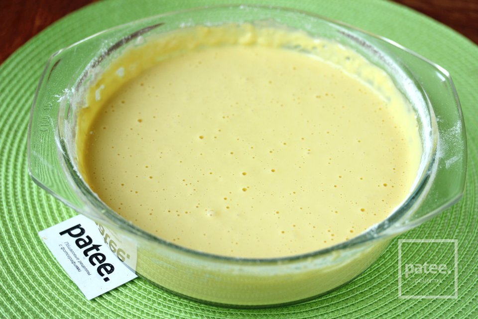 Заливной пирог с молодой капустой - Шаг 11