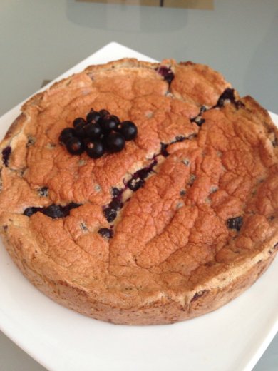 Пирог со смородиной на творожном корже. - Шаг 1