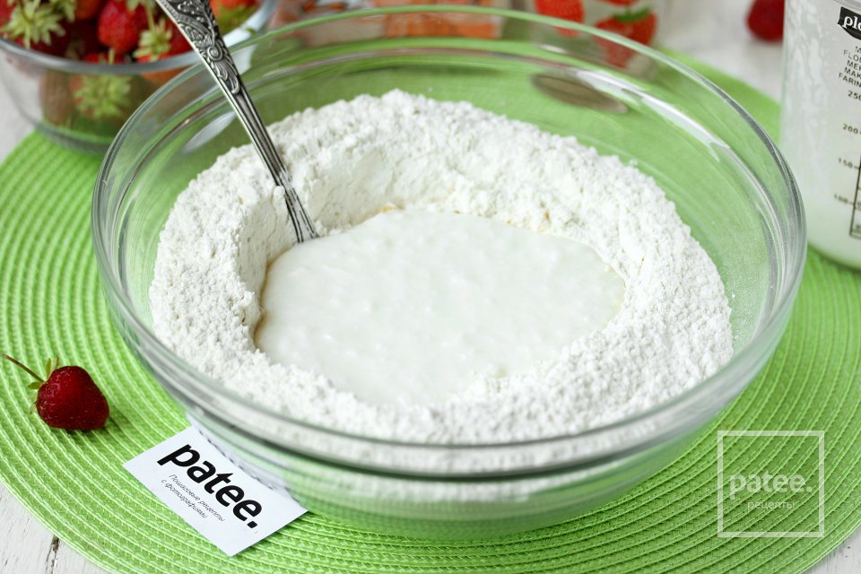 Паровые вареники с клубникой в мультиварке - Шаг 7