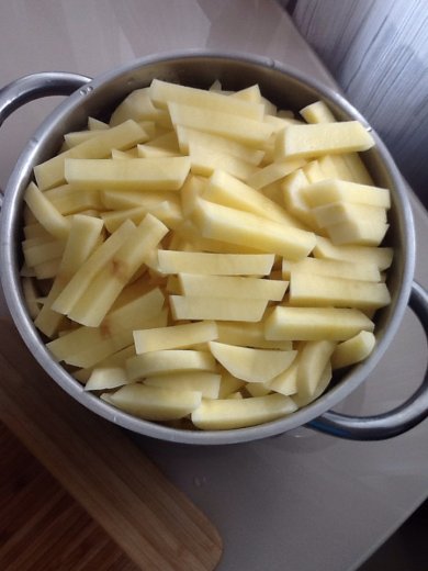 Картофель жаренный с зеленью - Шаг 2