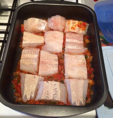 Хек запеченный в томатном соусе - Шаг 10