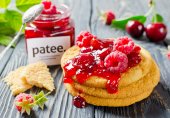 Варенье из черешни и малины с желатином
