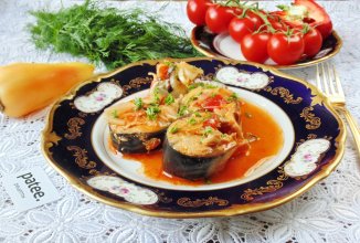 Скумбрия в томатном соусе