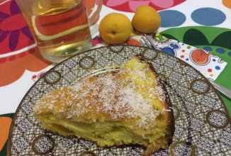 Пирог с яблоками и абрикосами