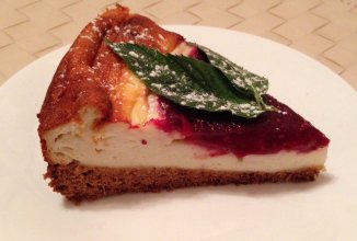 Творожный пирог с малиной