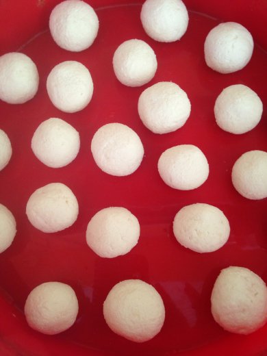 Шоколадный пирог с творожными шариками - Шаг 1