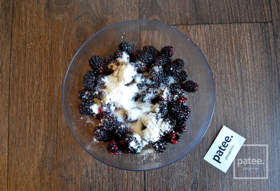 Кекс-брауни с ежевикой - Шаг 13