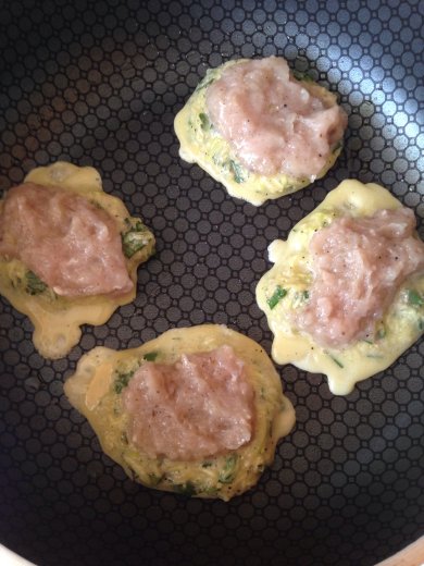 Ленивые беляши из кабачка и куриного фарша - Шаг 3