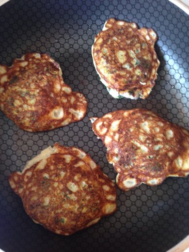 Ленивые беляши из кабачка и куриного фарша - Шаг 4