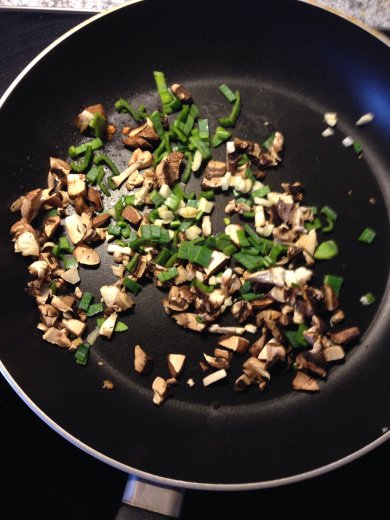 Свинина под сливочным грибным соусом - Шаг 1