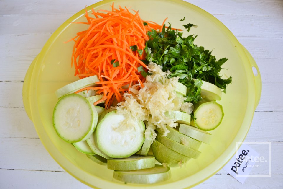 Маринованные кабачки с морковью - Шаг 7