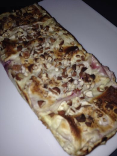 Пирог из лаваша со сливами и орешками - Шаг 3