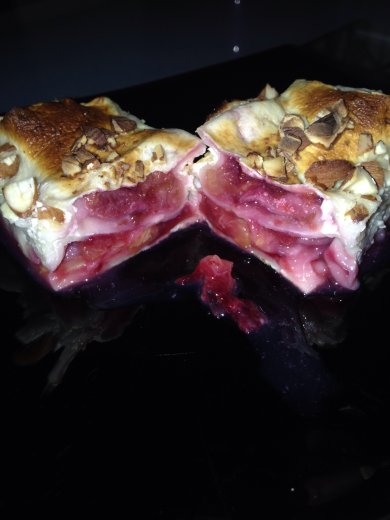 Пирог из лаваша со сливами и орешками - Шаг 4