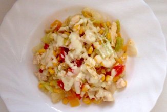 Салат из курицы с ананасом