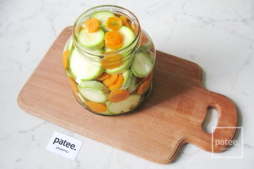 Маринованные кабачки с морковью на зиму - Шаг 11