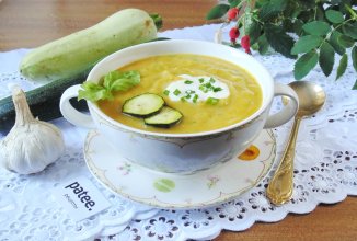 Суп-пюре с цуккини и кабачком