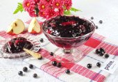 Варенье из черной смородины и яблок