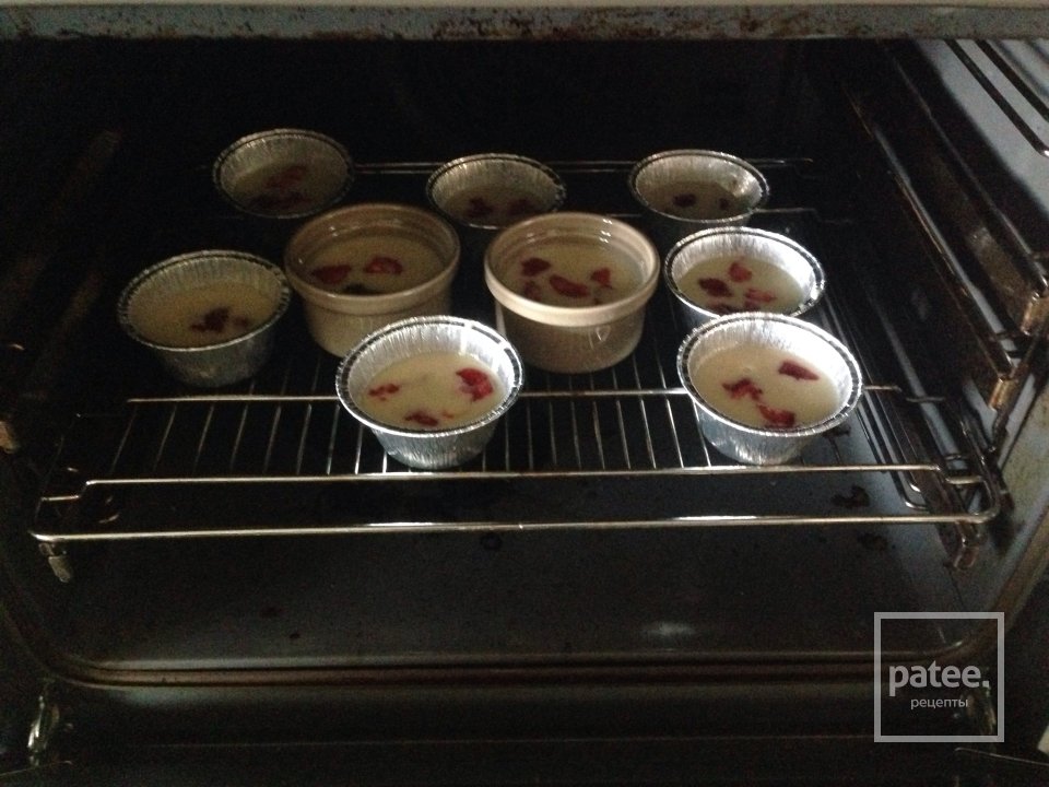 Маффины с клубникой - Шаг 3