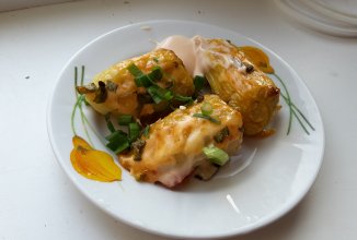 Запеченные фаршированные перчики