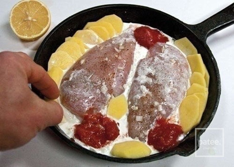 Куриные грудки, запеченные в сливках под сыром - Шаг 1