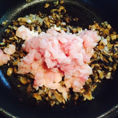 Курочка с грибами аля-жульен - Шаг 3