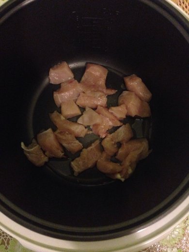 Ассорти овощей тушеных с курицей в мультиварке - Шаг 1