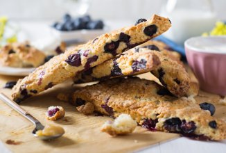 Сконы с голубикой