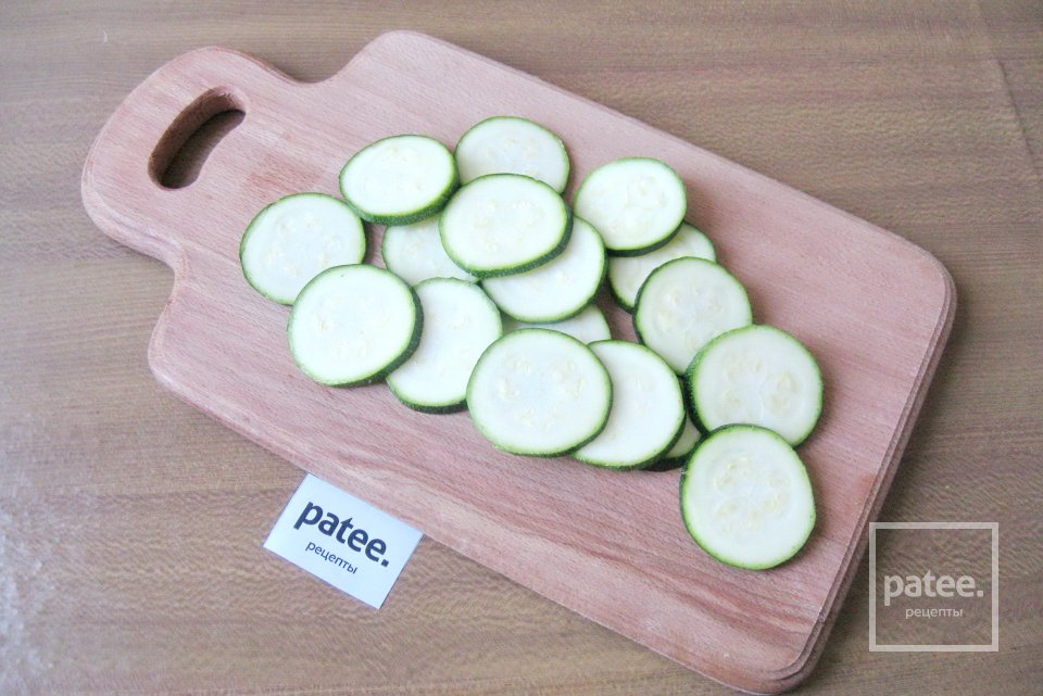 Паста с цуккини и брынзой - Шаг 2