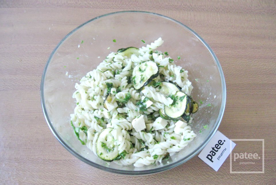 Паста с цуккини и брынзой - Шаг 12