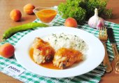 Куриные окорочка в абрикосовом соусе