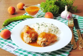Куриные окорочка в абрикосовом соусе