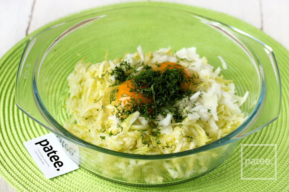 Кабачковые оладьи с укропом - Шаг 5