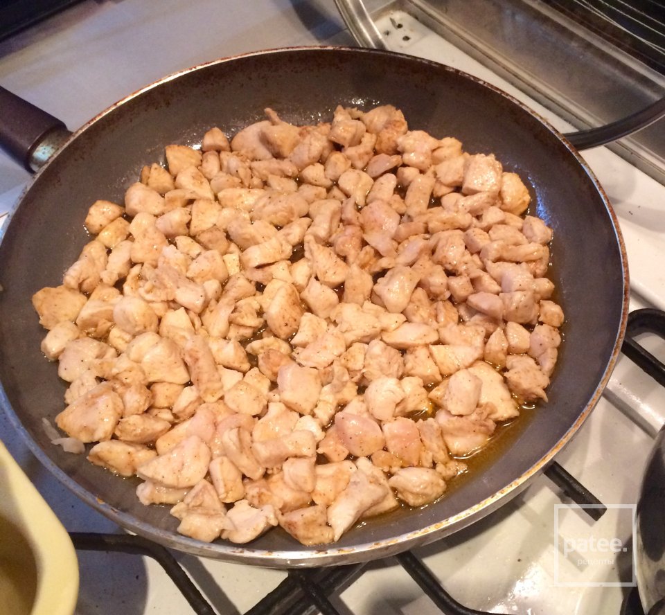 Картофельные корзиночки с курочкой и сыром - Шаг 1
