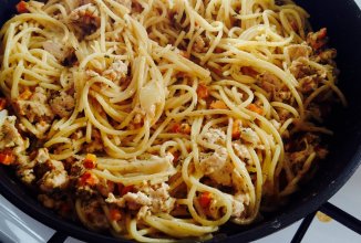 Спагетти со сметанным соусом