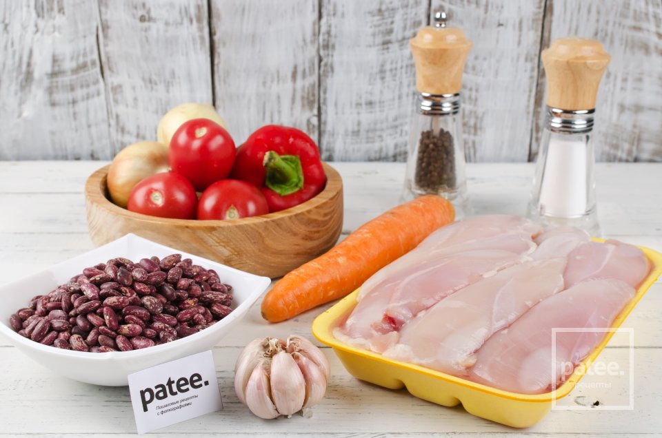 Овощное рагу с курицей и фасолью - Шаг 1