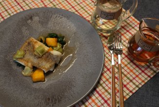 Палтус с мочёными огурцами