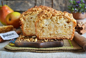 Кекс с грушей и овсяным штрейзелем