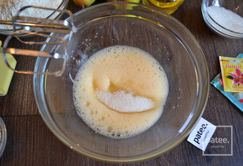 Кекс с грушей и овсяным штрейзелем - Шаг 3