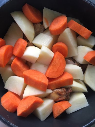 Тушенная курица по корейски - Шаг 4