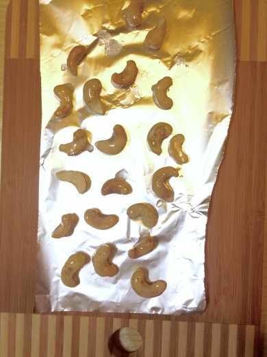 Двухцветный чизкейк со свежей брусникой и кешью - Шаг 13