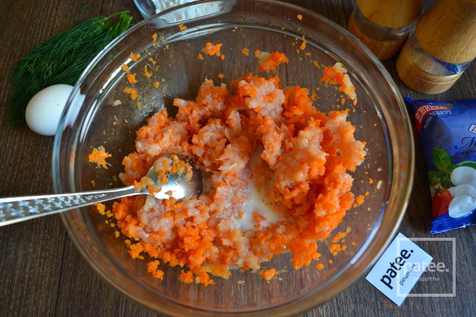 Куриные котлеты с моцареллой - Шаг 5